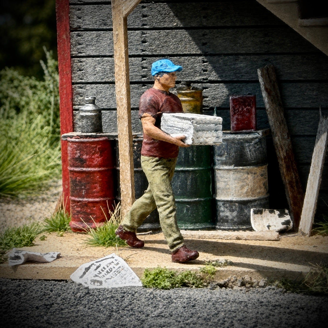 Pizza Delivery - HO Scale Figure