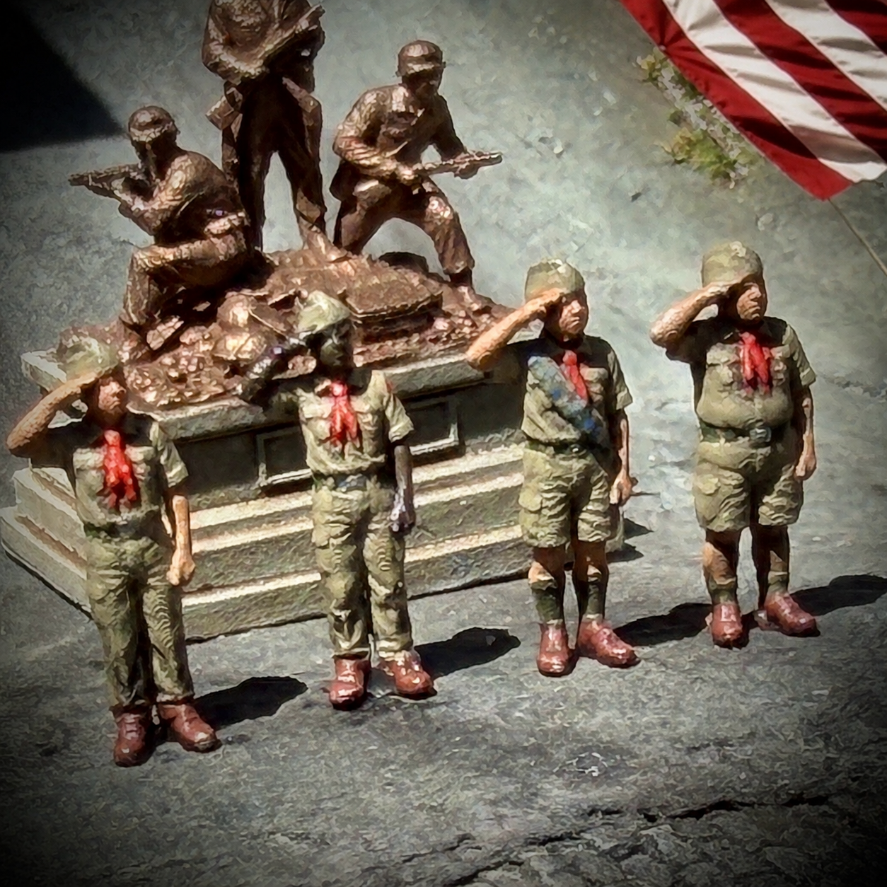 Boy Scout Salute - HO Scale Figures (Set of 4)