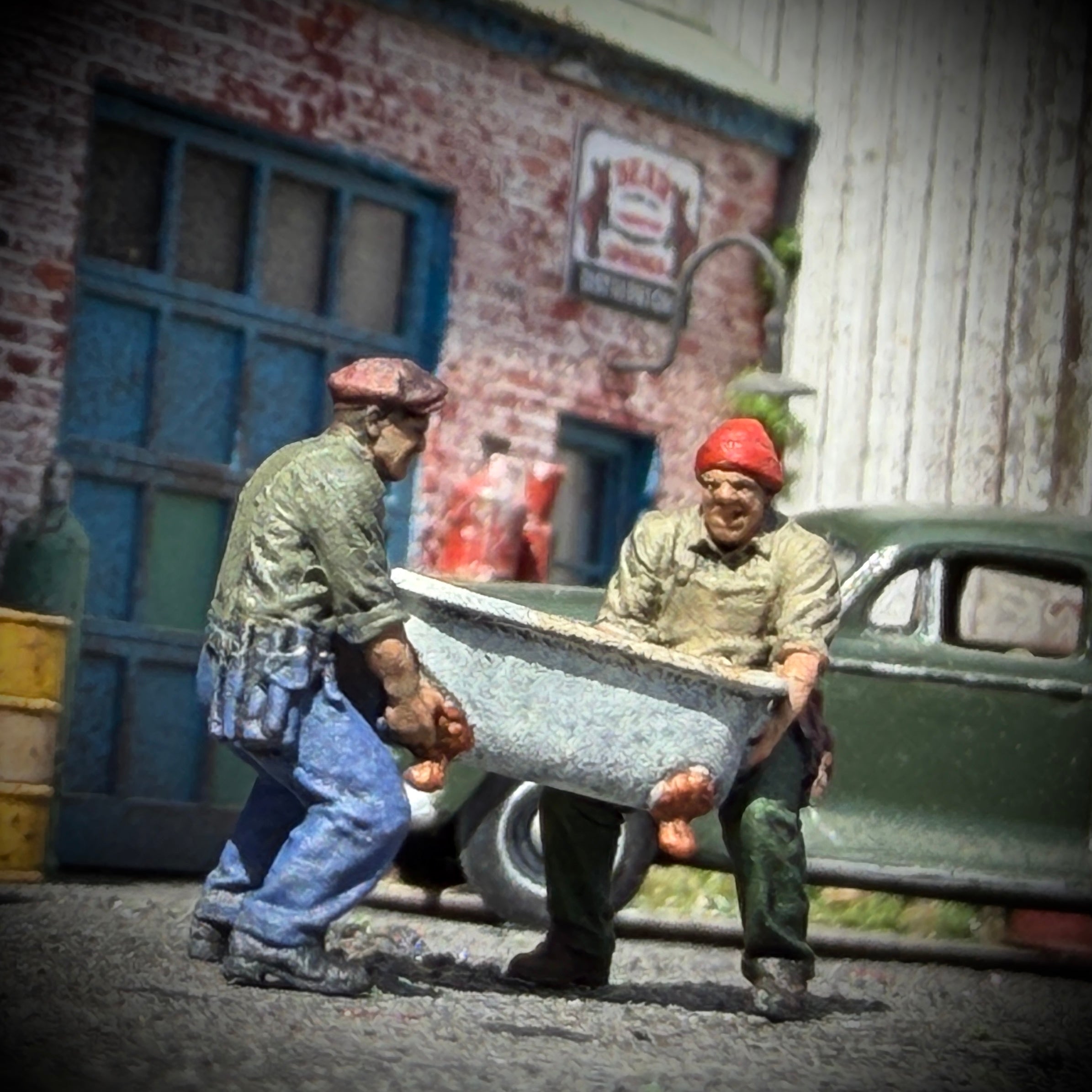 Lift with Your Legs - HO Scale Figure