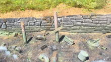 Load image into Gallery viewer, Low Tide Junk Set - Metal Detail Part HO Scale