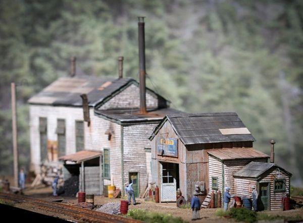 Engine House at Caldwell Junction - HO Scale Kit