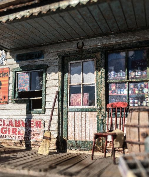 Pop Gunn's Grocery Store- O Scale Kit