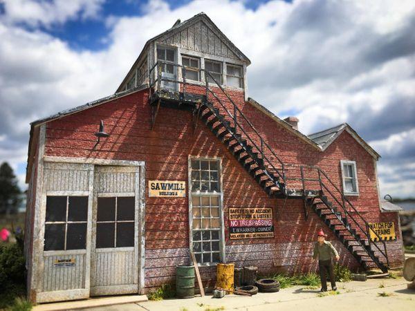 E.W. Karker Saw & Planing Mill - HO Scale Kit