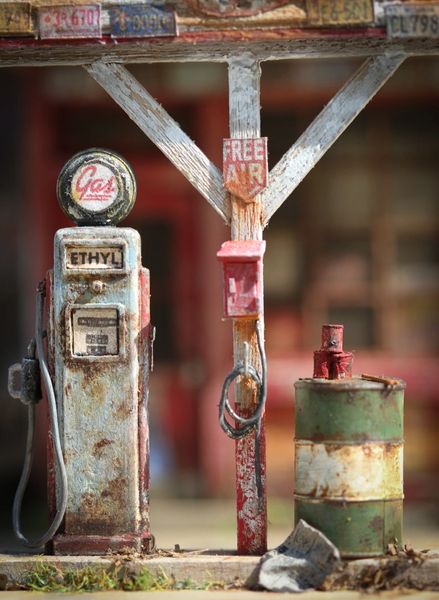 The Gas Station- O Scale Kit