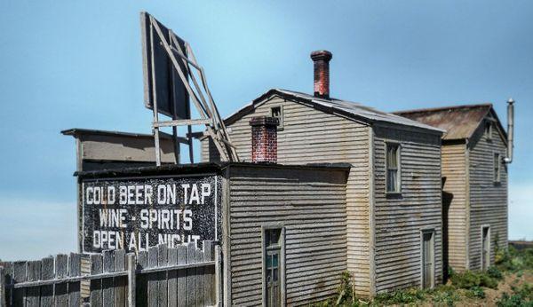 The Pub Crawl - HO Scale Kit