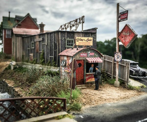 Rust Rock Falls - HO Scale Limited Run Kit