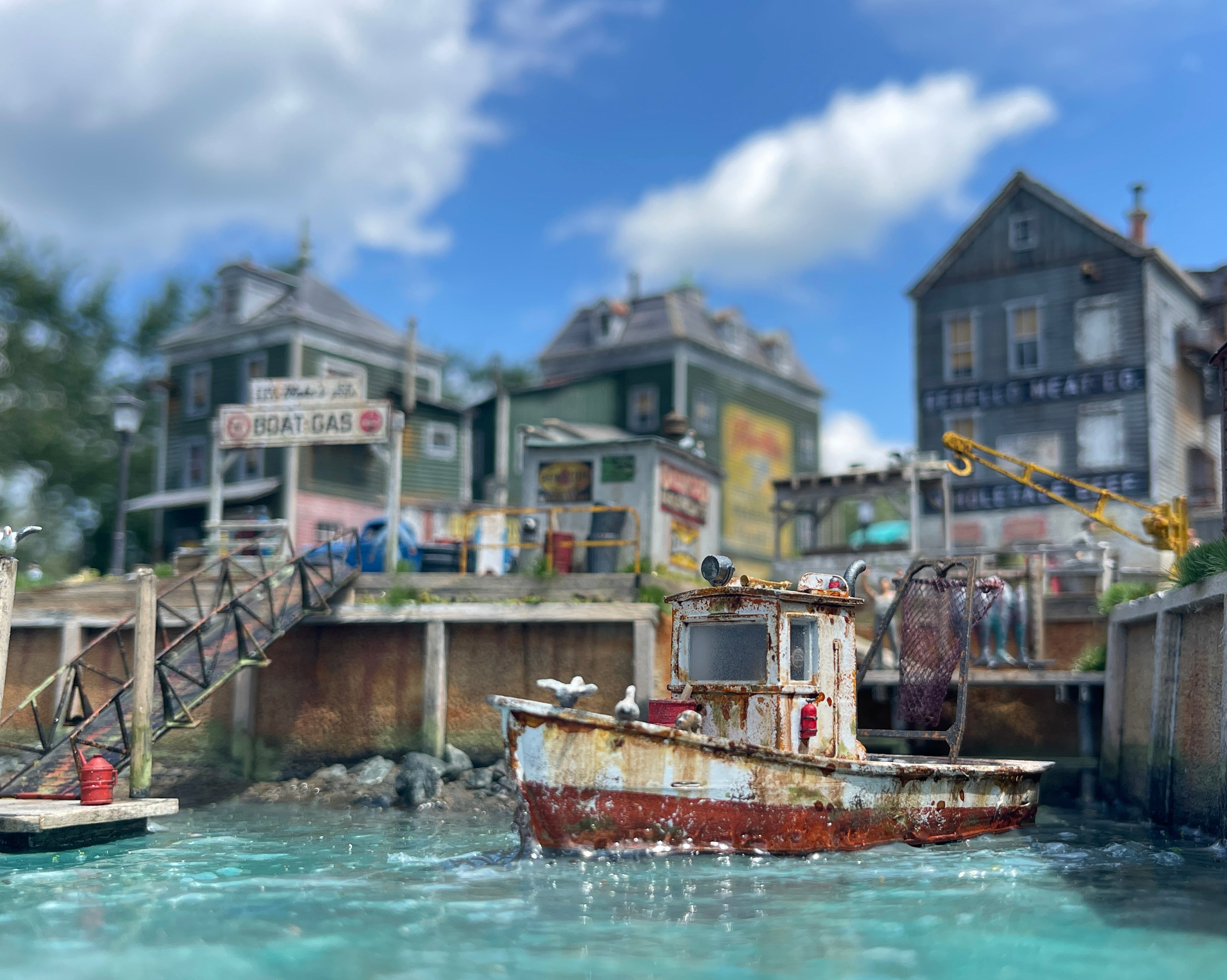 28' FISHING BOAT -  HO Scale Kit