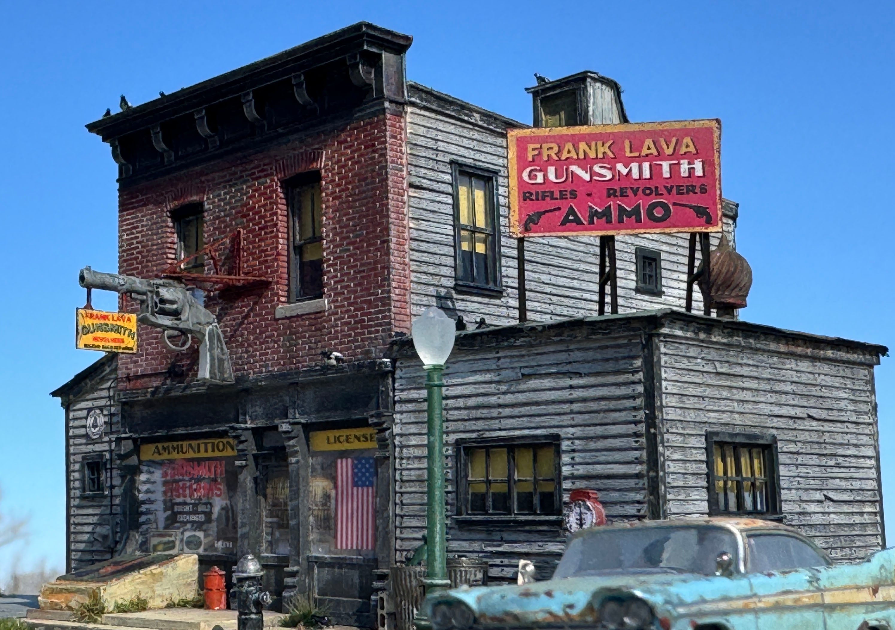 Frank Lava Gunsmith - HO  Scale Kit