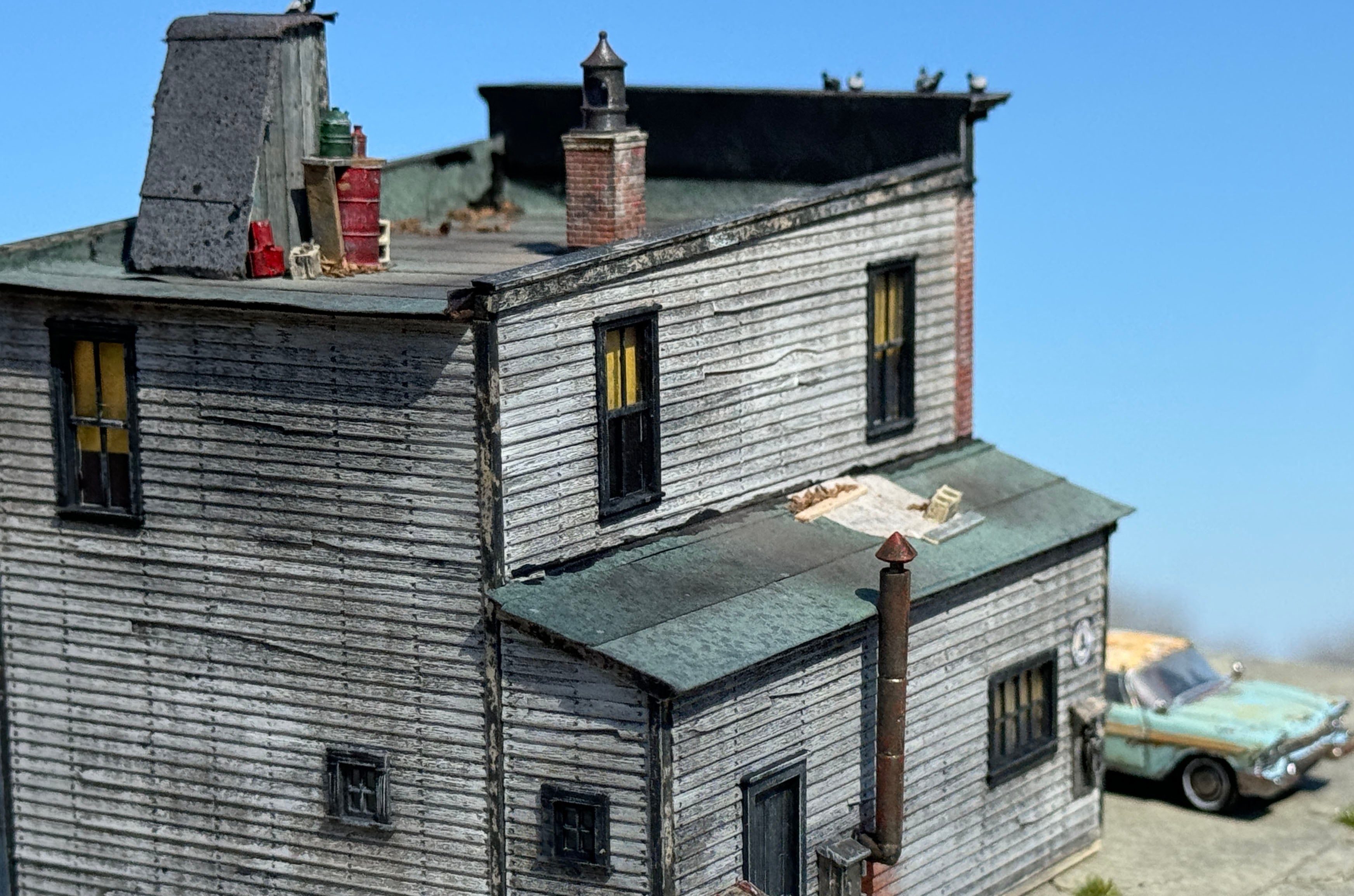 Frank Lava Gunsmith - HO  Scale Kit