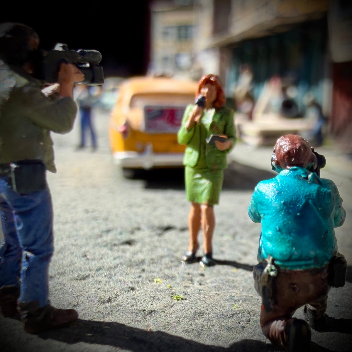 News at Six - News Crew- HO Scale Figures (Set of 3)