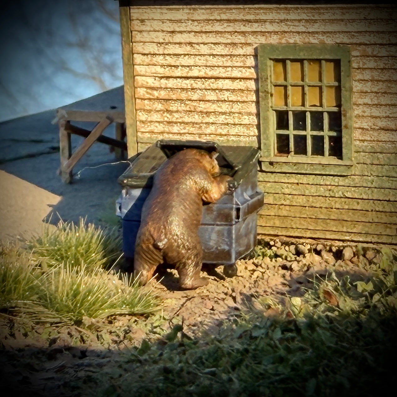 Dumpster Bear  - HO Scale Figure