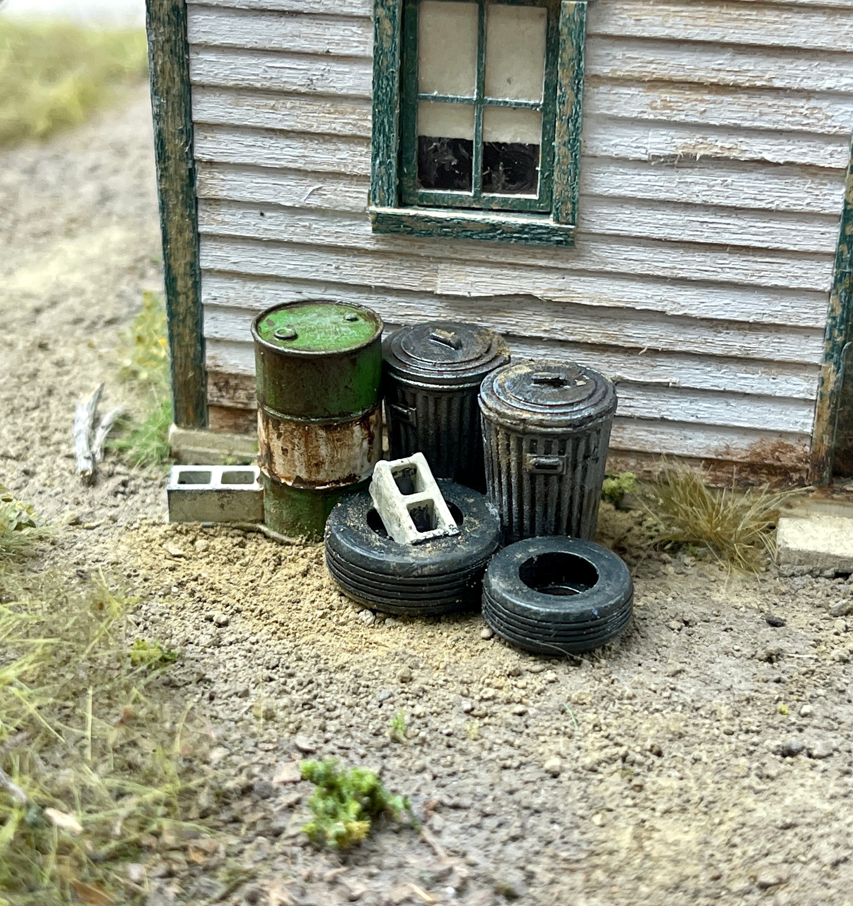 Drum & Tires Assortment A-  Resin Detail Part O Scale